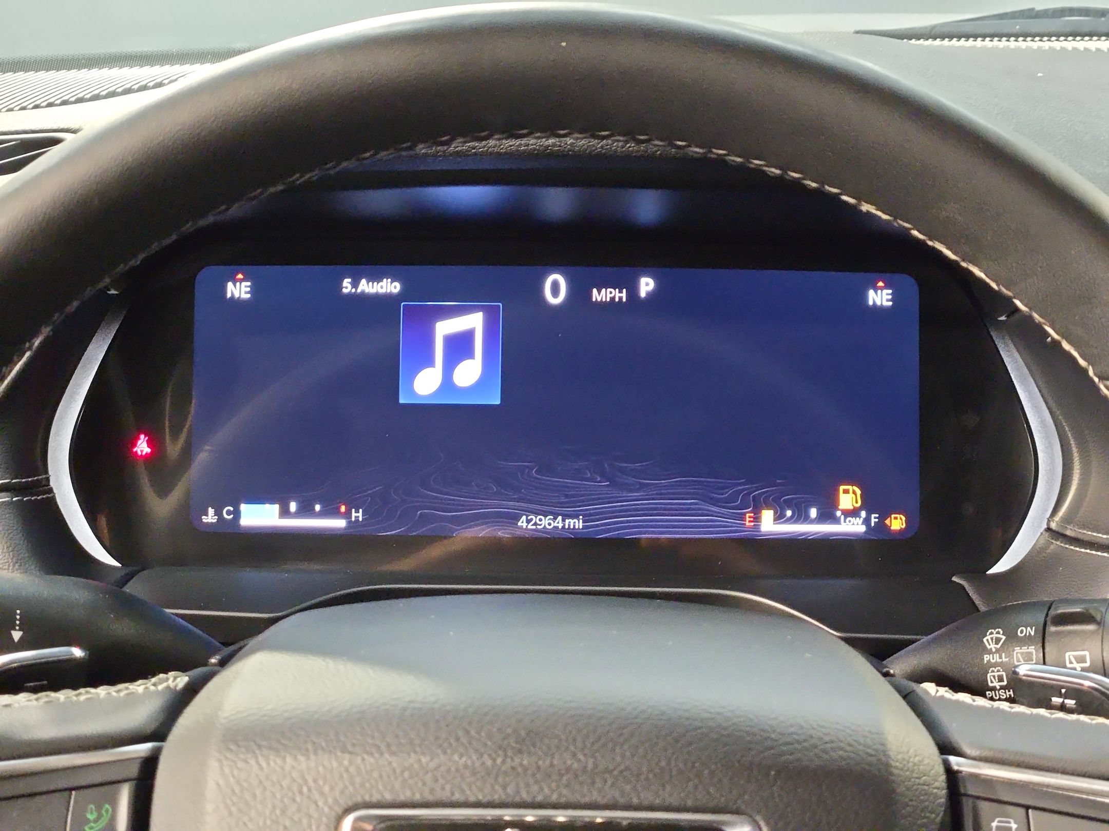 Used 2025 Jeep Grand Cherokee Altitude AWD/4WD image 15