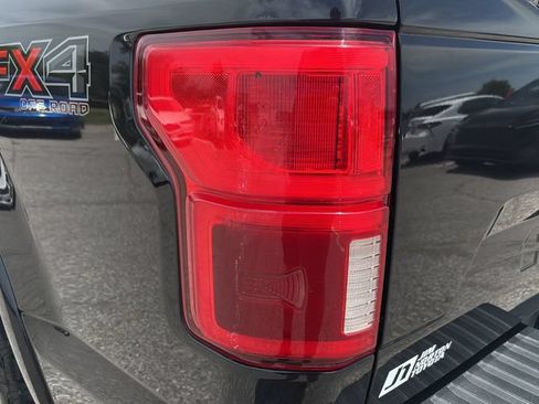 Used 2020 Ford F150 Lariat w/ Equipment Group 502A Luxury AWD/4WD image 28