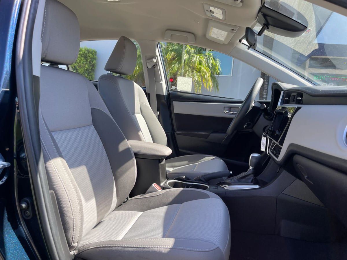 Used 2019 Toyota Corolla LE w/ Carpet Mat Package (TMS) FWD image 21