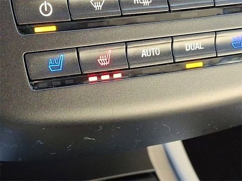 Used 2019 Lincoln MKC Reserve image 21