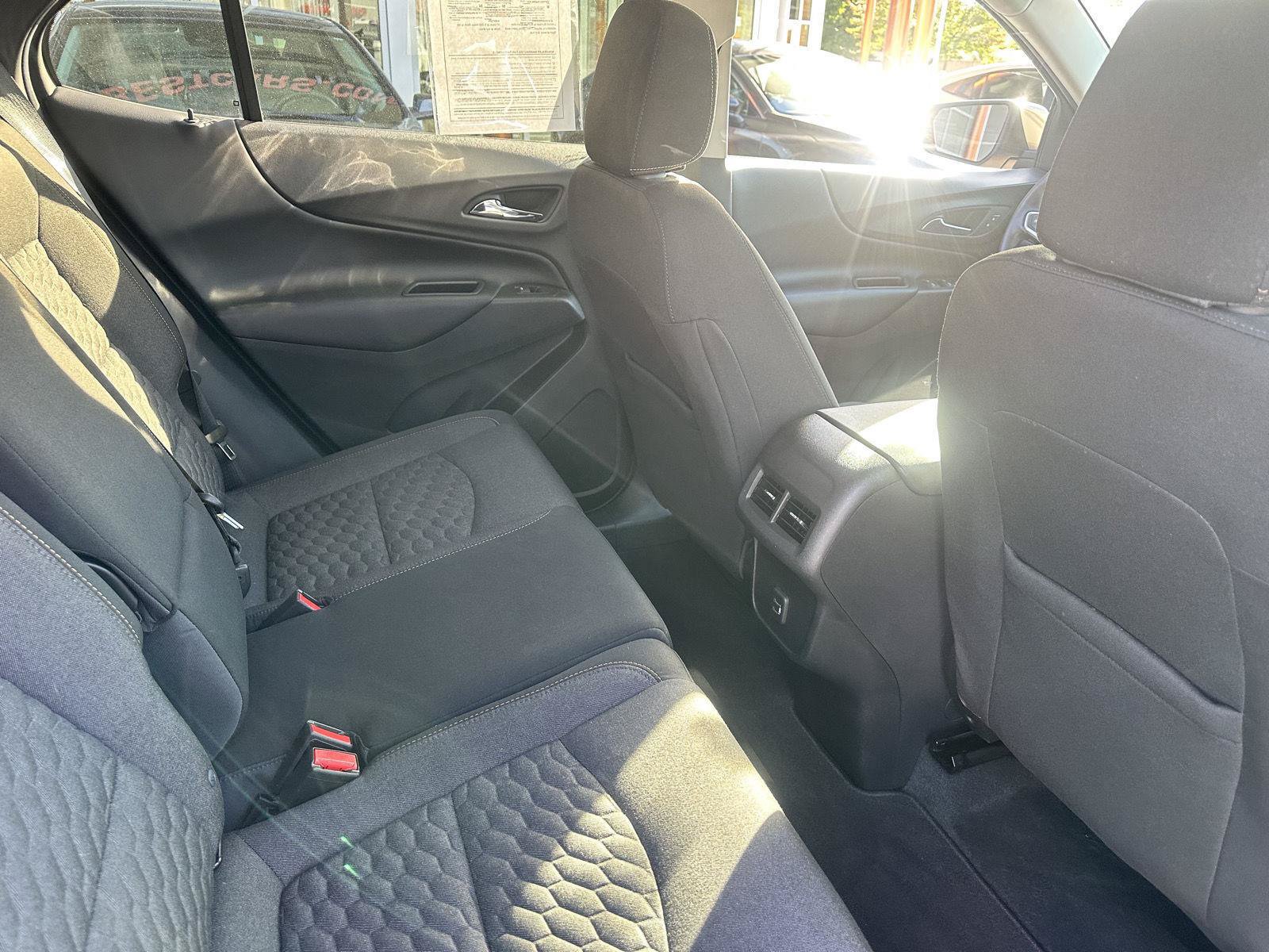 Used 2019 Chevrolet Equinox LT FWD image 11