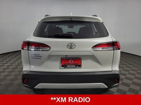 Used 2023 Toyota Corolla Cross LE w/ Moonroof Package AWD/4WD image 7