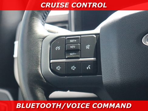 Used 2023 Ford F250 Lariat w/ Black Appearance Package AWD/4WD image 17