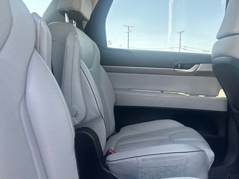Used 2025 Hyundai Palisade SEL AWD/4WD image 32