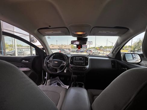 Used 2018 Chevrolet Colorado LT w/ Safety Package RWD image 16