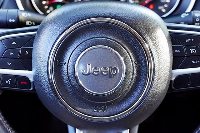 Used 2018 Jeep Compass Limited w/ Navigation Group AWD/4WD image 49