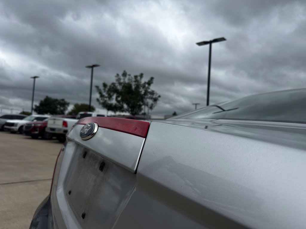 Used 2011 Ford Fusion S FWD image 9