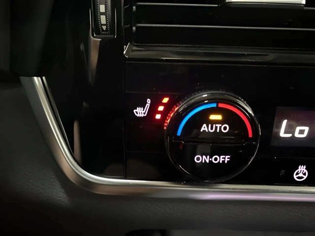 Used 2023 Nissan Rogue Platinum AWD/4WD image 48