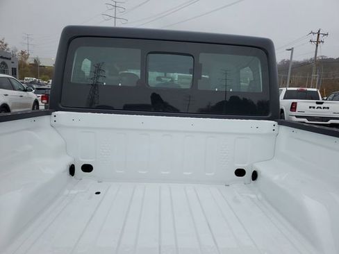 New 2026 Jeep Gladiator Sport image 5