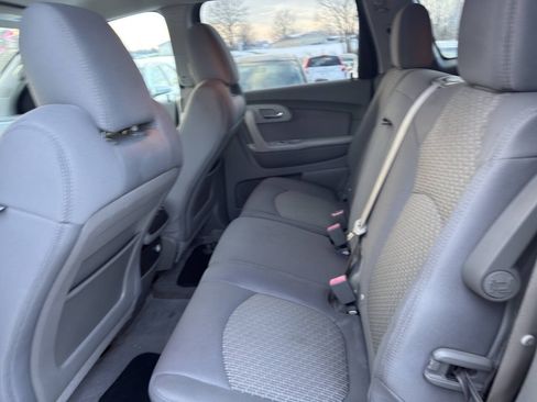 Used 2012 Chevrolet Traverse LS FWD image 9