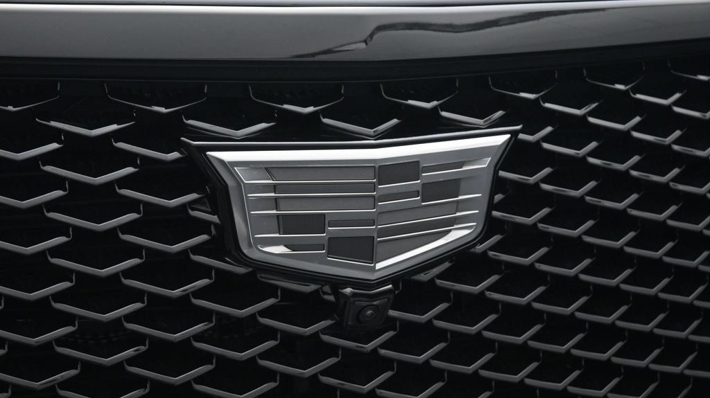Certified 2026 Cadillac Escalade ESV Platinum Sport w/ LPO, ONYX Package AWD/4WD image 20
