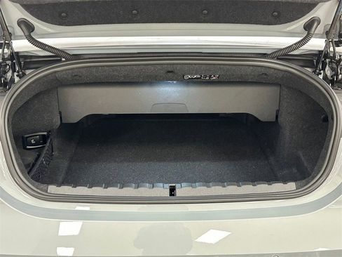 Used 2025 BMW M4 xDrive Competition w/ Executive Package image 32