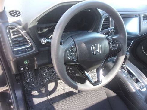 Used 2017 Honda HR-V EX image 23
