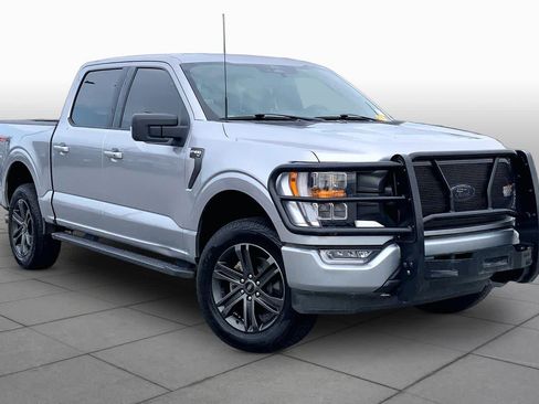 Used 2022 Ford F150 XLT w/ Equipment Group 302A High AWD/4WD image 3
