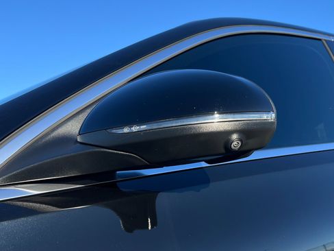 Used 2024 Mercedes-Benz C 43 AMG 4MATIC Sedan image 46