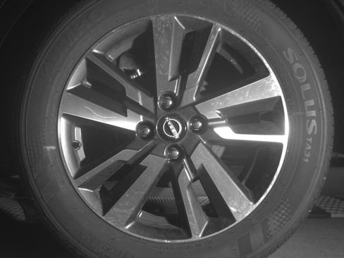 Used 2025 Nissan Versa SV image 14