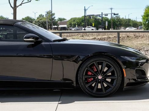 Used 2021 Jaguar F-TYPE R AWD/4WD image 9