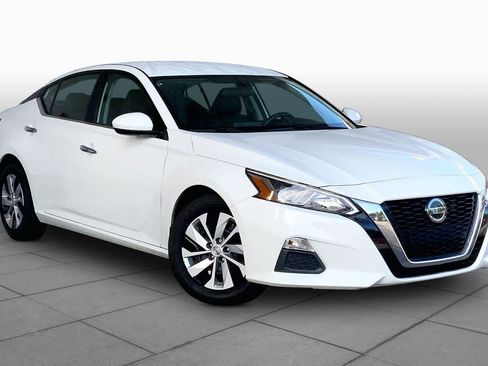 Used 2019 Nissan Altima 2.5 S FWD image 3
