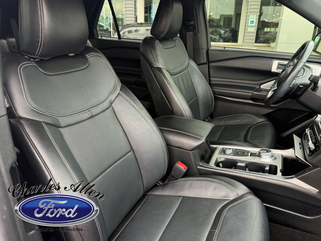 Used 2020 Ford Explorer ST w/ Premium Technology Package AWD/4WD image 12