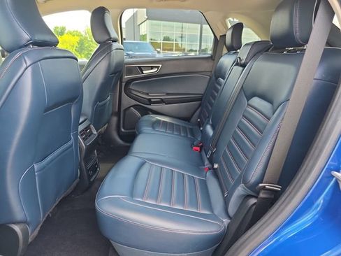Used 2022 Ford Edge SEL w/ Sport Appearance Package AWD/4WD image 11