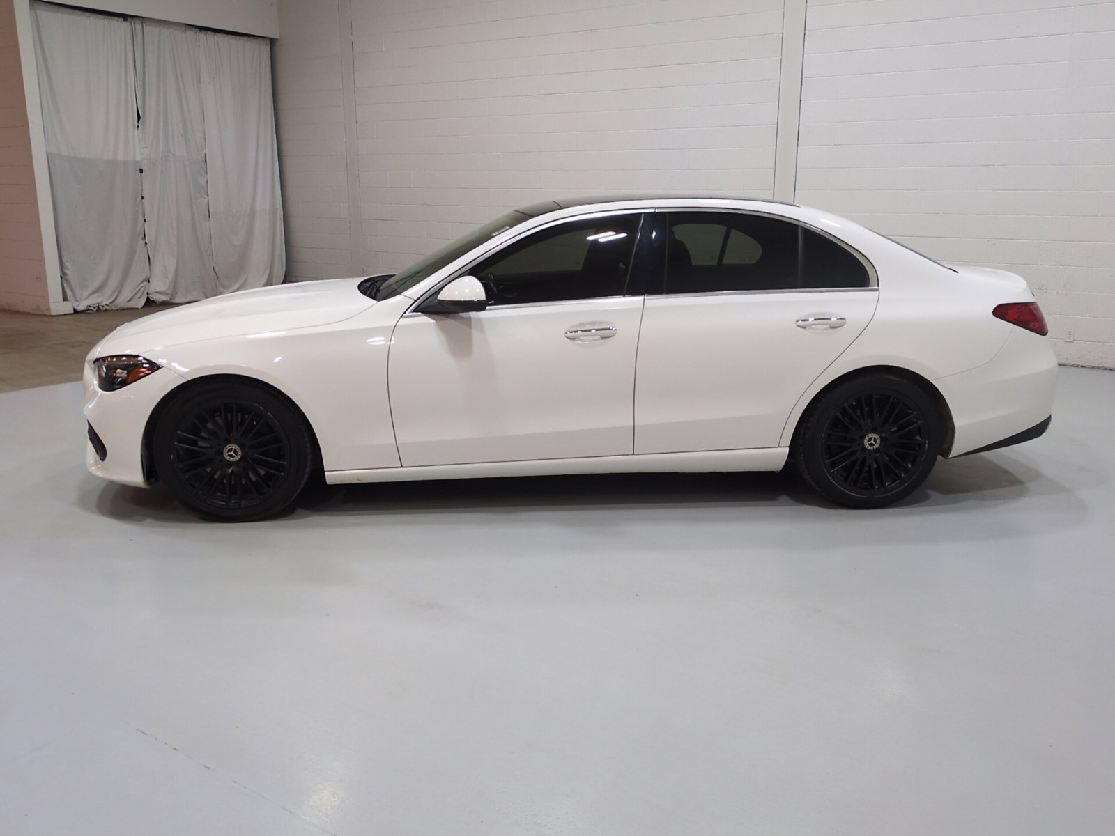 Used 2022 Mercedes-Benz C 300 4MATIC Sedan image 6