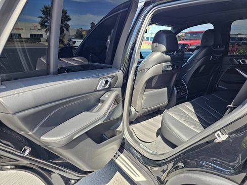 Used 2023 BMW X5 xDrive45e AWD/4WD image 18
