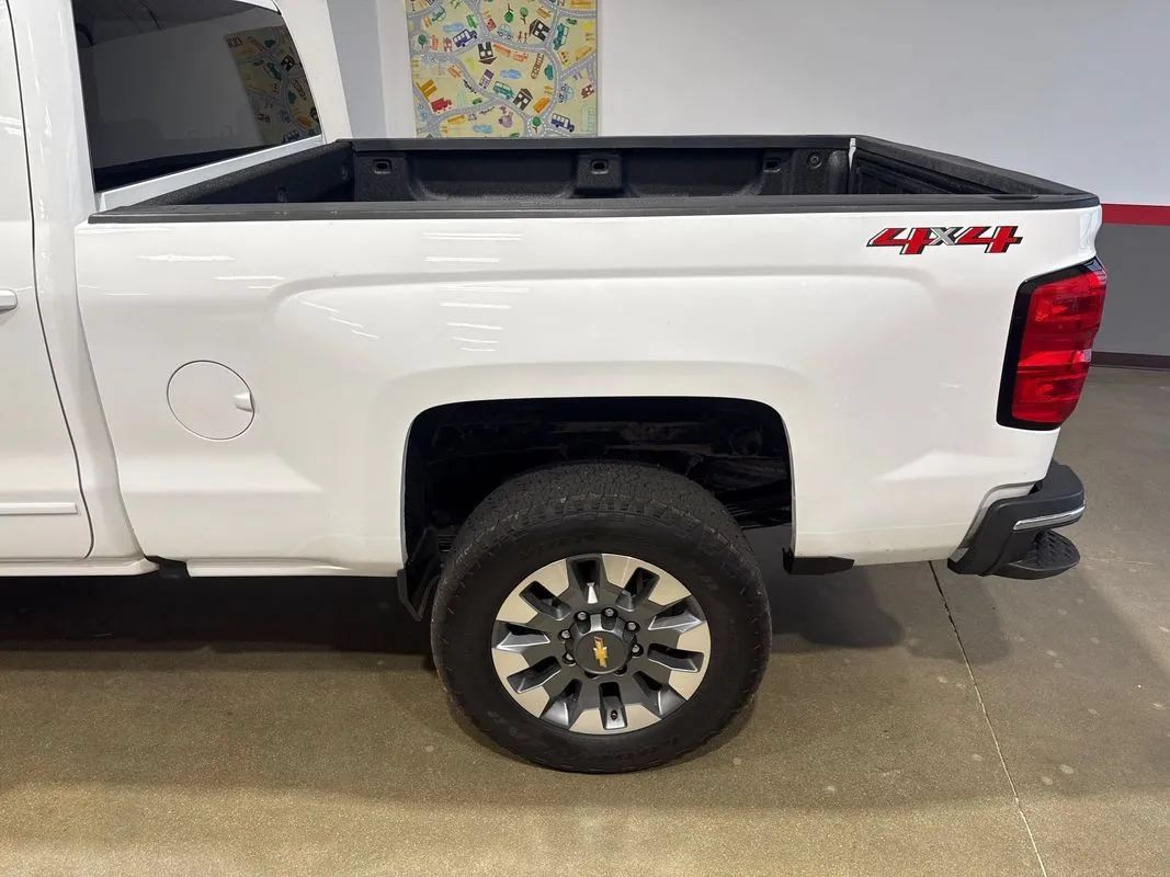 Used 2019 Chevrolet Silverado 2500 LT AWD/4WD image 33