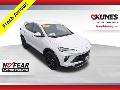 Used 2025 Buick Encore GX Preferred image 1