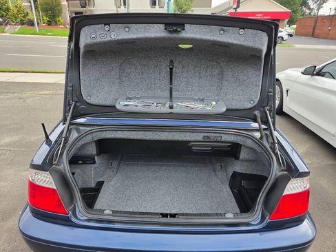 Used 2004 BMW 330Ci Convertible RWD image 29