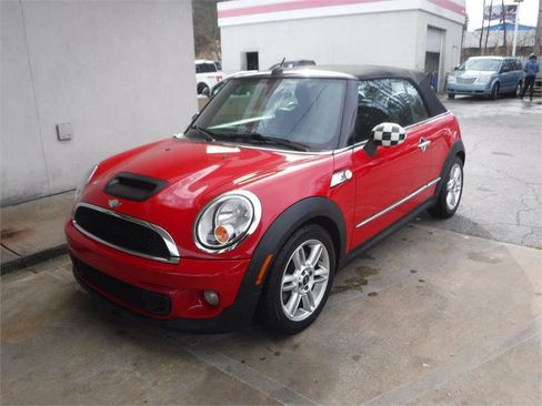 Used 2011 MINI Cooper S image 11