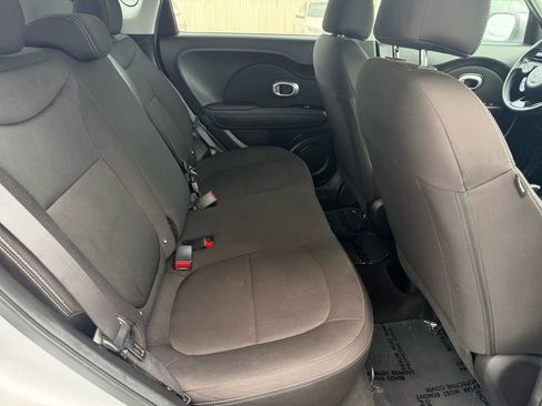 Used 2018 Kia Soul w/ Convenience Package image 15