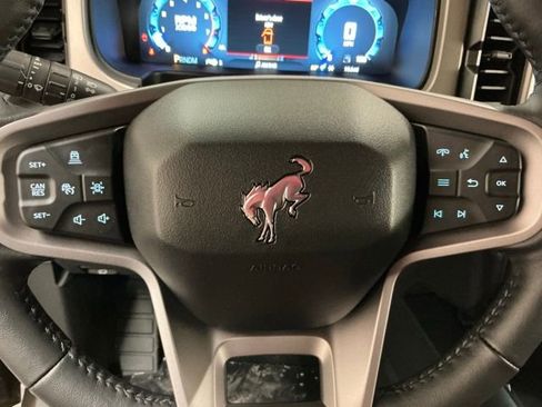 New 2025 Ford Bronco Outer Banks w/ Sasquatch Package image 31