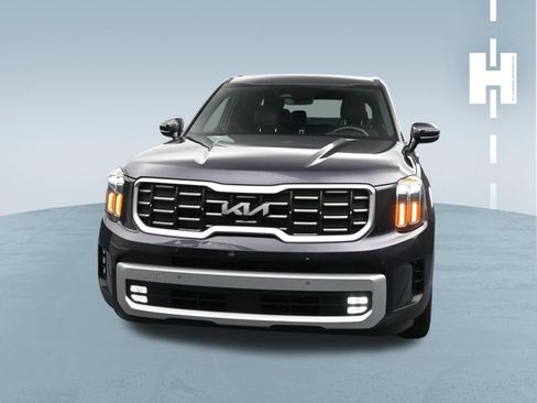 Used 2025 Kia Telluride SX w/ SX Captain's Chair Package FWD image 2