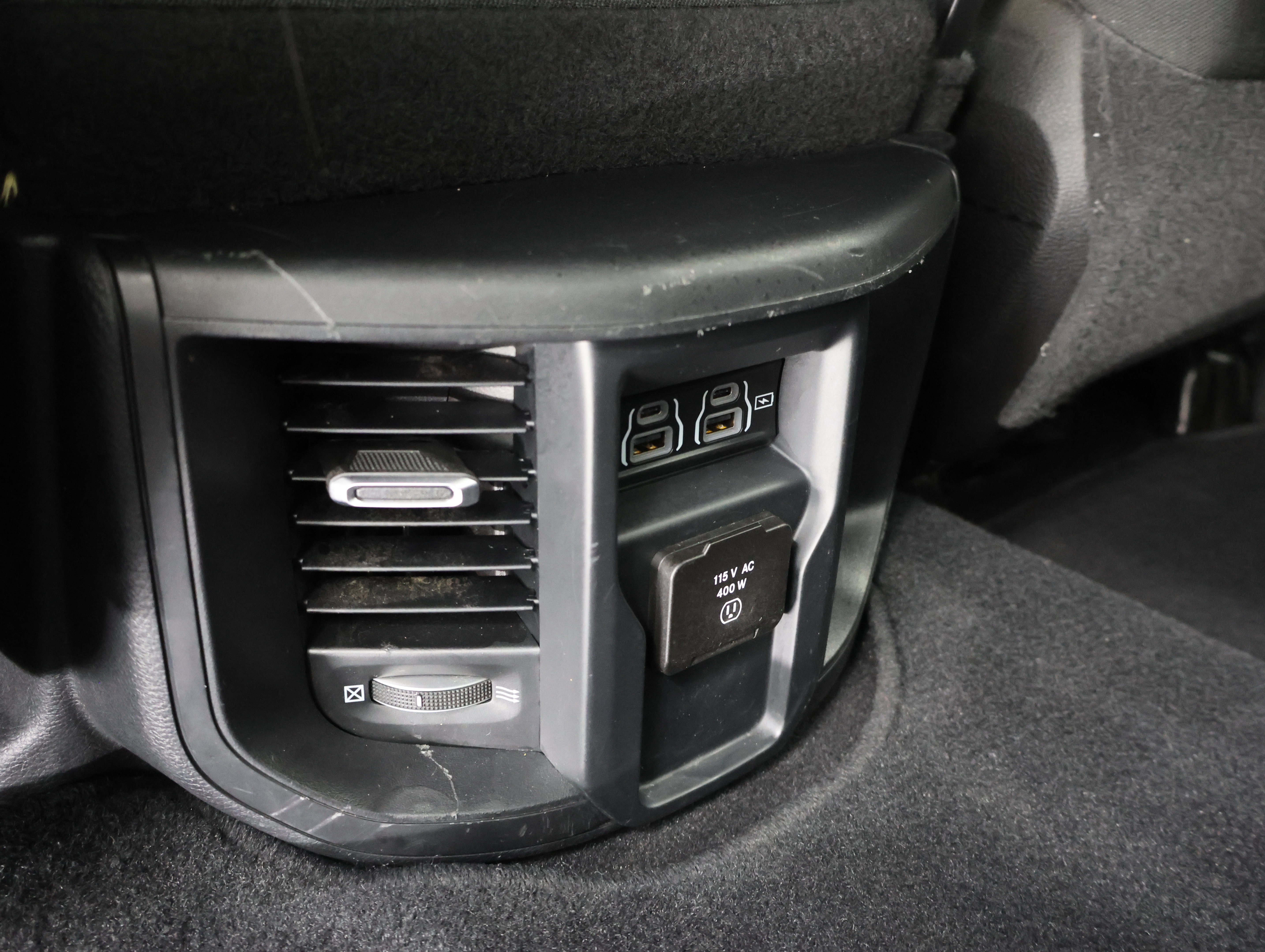 Used 2022 RAM 2500 Big Horn w/ Level C Equiment Group AWD/4WD image 37