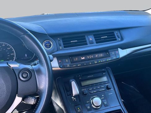 Used 2014 Lexus CT 200h FWD image 6