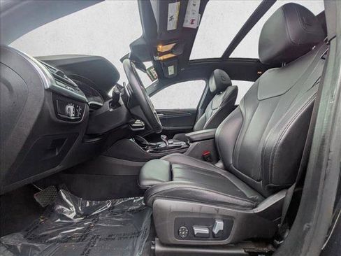 Used 2022 BMW X4 xDrive30i w/ Parking Assistance Package image 17