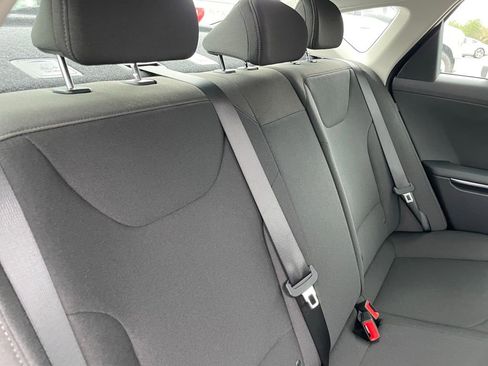 New 2026 Kia K4 LXS image 27