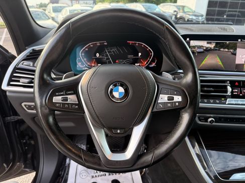 Used 2019 BMW X5 xDrive40i w/ Convenience Package AWD/4WD image 17