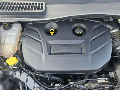 Used 2015 Ford Escape SE w/ Equipment Group 201A FWD image 30