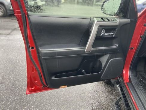 Used 2021 Toyota 4Runner SR5 image 14