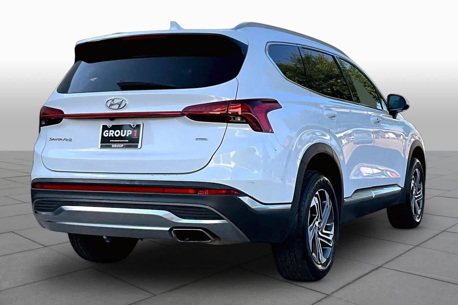 Used 2022 Hyundai Santa Fe SEL AWD/4WD image 13