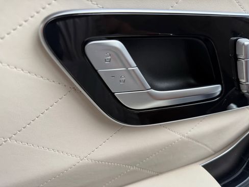 Certified 2022 Mercedes-Benz S 580 4MATIC Sedan w/ Warmth And Comfort Package image 25