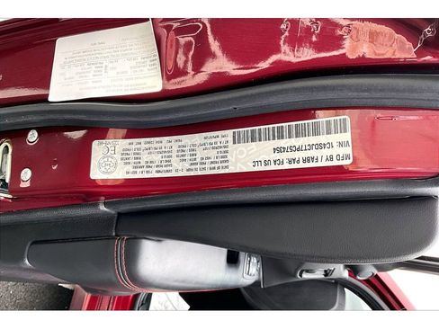 Used 2023 Dodge Durango R/T w/ Tow 'N Go Group image 31