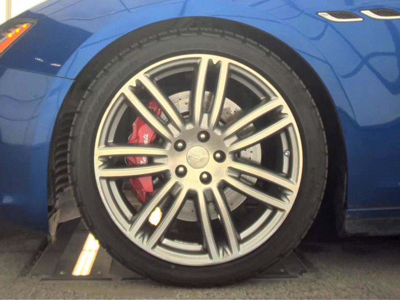 Used 2015 Maserati Ghibli S Q4 AWD/4WD image 8