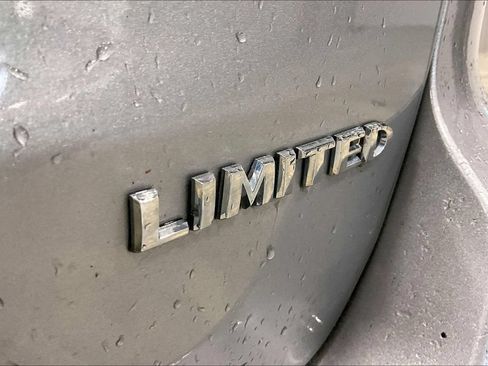 Used 2017 Jeep Grand Cherokee Limited AWD/4WD image 24