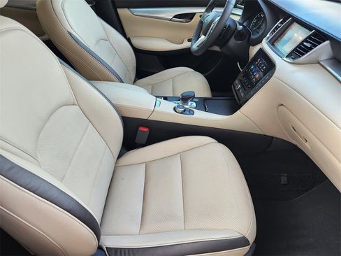 Used 2019 INFINITI QX50 Essential w/ Premium Heat Package image 14
