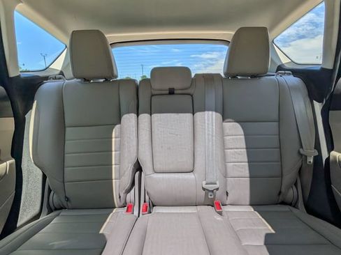 Used 2015 Ford C-MAX Energi SEL w/ Equipment Group 303A FWD image 27
