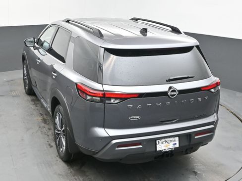 New 2026 Nissan Pathfinder Platinum FWD image 37