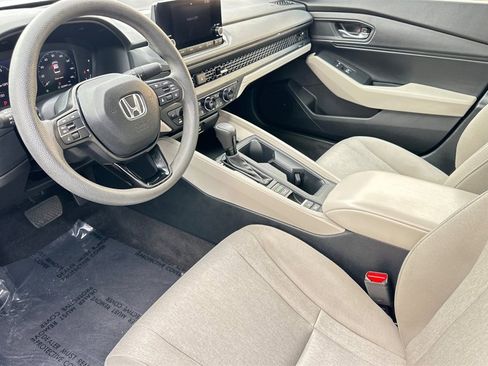 Used 2024 Honda Accord EX image 10