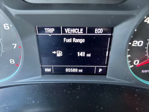 Used 2023 Chevrolet Malibu LT FWD image 31